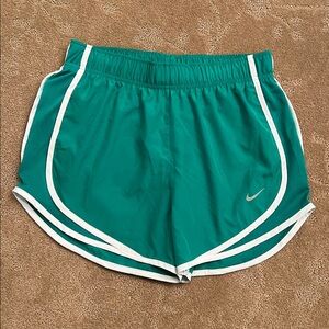 Nike Tempo Dri-Fit Kelly Green Lined Running Shorts, Small